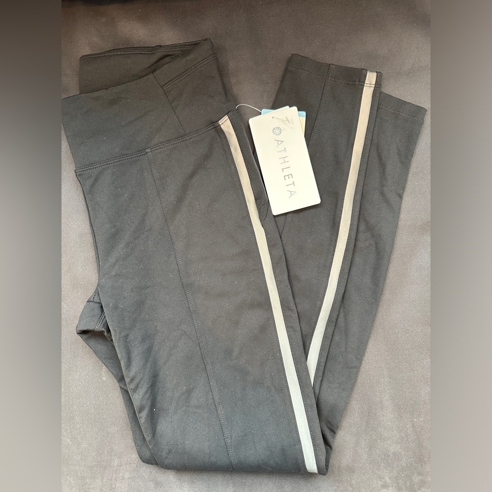 Athleta NWT metro 7/8 tights size M tall
